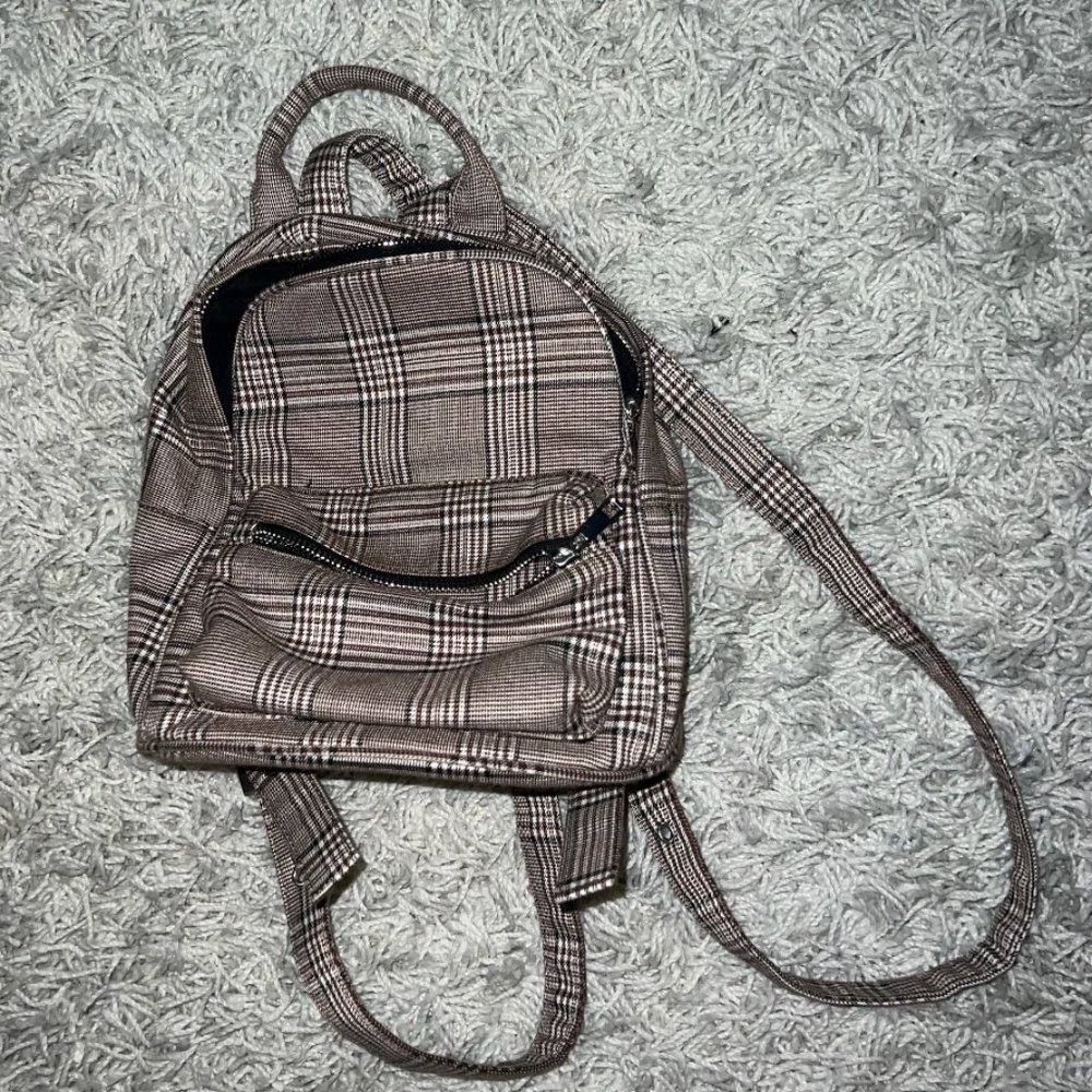 Checkered mini bookbag